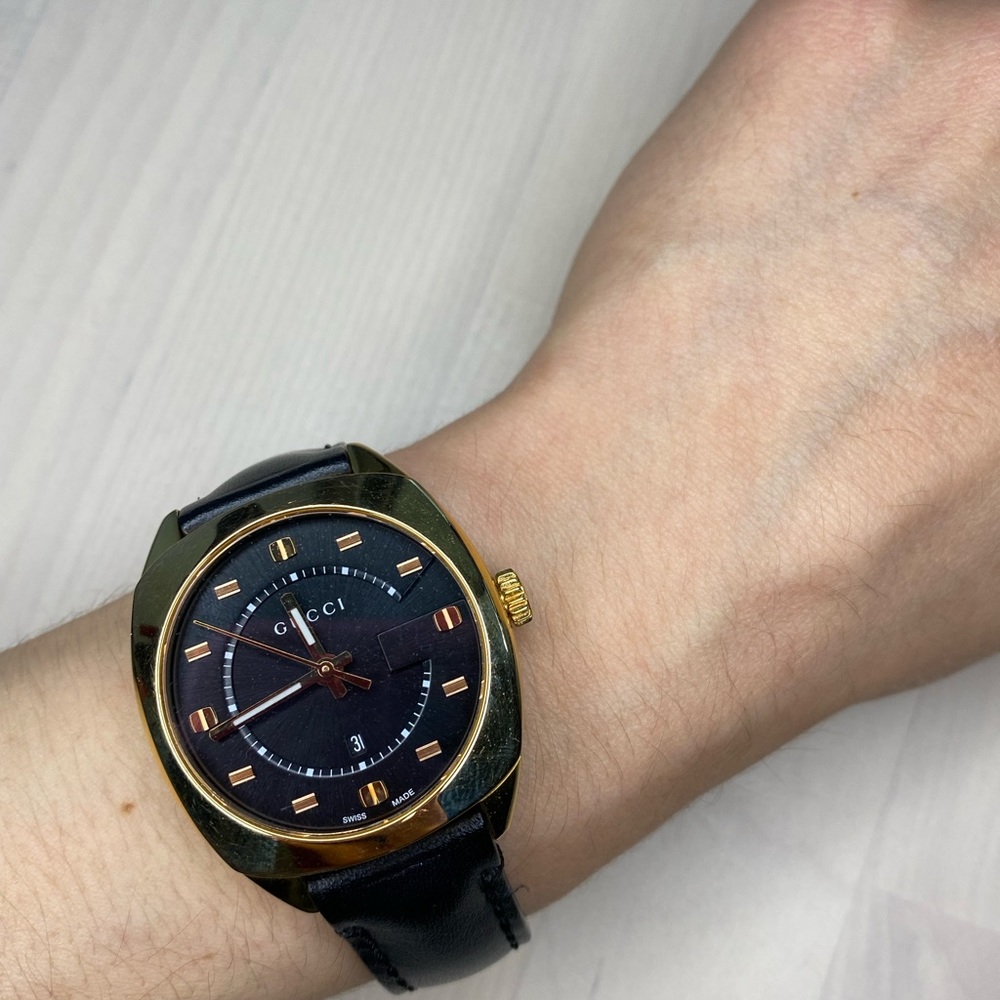 Gucci quartz watch Swiss mechanism